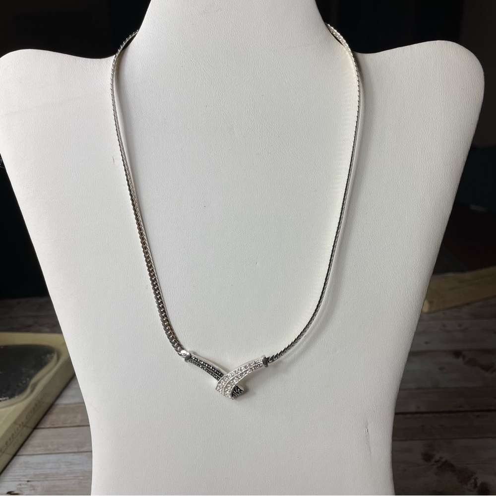 VINTAGE STERLING HERRINGBONE NECKLACE